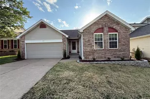 409 Hunters Crossing Ct, Wildwood, MO 63040 - Photo 1
