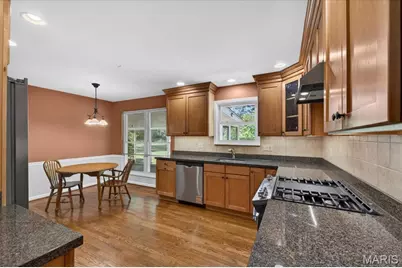 12467 Villa Hill Lane, Creve Coeur, MO 63141 - Photo 18
