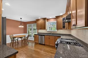 12467 Villa Hill Ln, Creve Coeur, MO 63141 - Photo 18