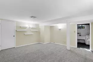 519 N Bemiston Ave, University City, MO 63130 - Photo 32