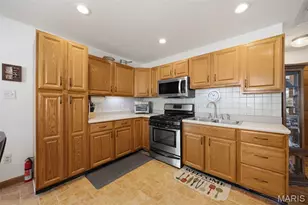 3218 St Joachim Ln, Saint Ann, MO 63074 - Photo 12
