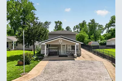 16 Midland Avenue, Maryland Heights, MO 63043 - Photo 10