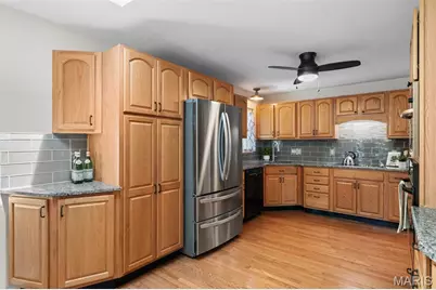 12123 Prestonpark Lane, Saint Louis, MO 63146 - Photo 10