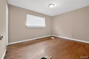 1055 Jackson Ln, Saint Louis, MO 63031 - Photo 14