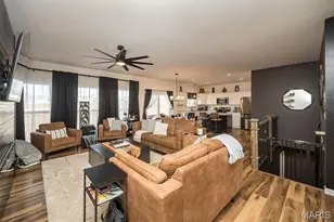619 Schapers Ct, Moscow Mills, MO 63362 - Photo 8