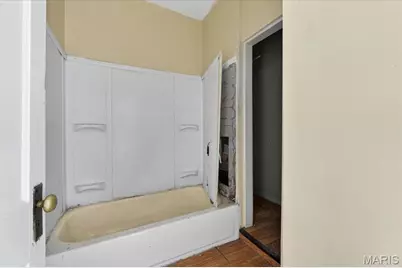5811 Helen Avenue, Jennings, MO 63136 - Photo 10