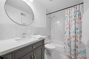 11717 Villa Dorado Dr, Saint Louis, MO 63146 - Photo 14