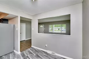 10132 Cavalier Ct, Saint Louis, MO 63136 - Photo 12