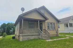 1240 Market St, Saint Genevieve, MO 63670 - Photo 2