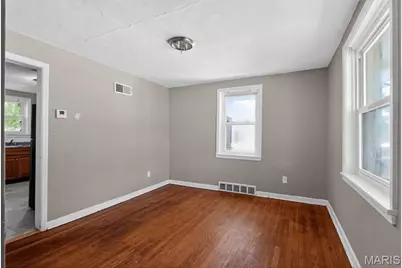 9817 Balboa Drive, Saint Louis, MO 63136 - Photo 10