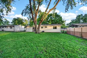 925 Dewayne Dr, Florissant, MO 63031 - Photo 26