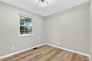 925 Dewayne Dr, Florissant, MO 63031 - Photo 16