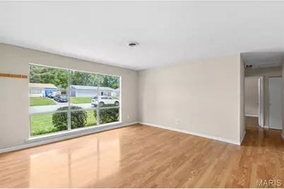 9524 Guthrie Avenue, Saint Louis, MO 63134 - Photo 4