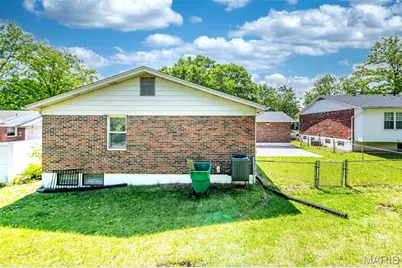 4515 Firelight Drive, Oakville, MO 63129 - Photo 40