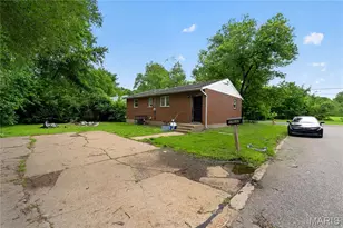 11617 Larimore Rd, Saint Louis, MO 63138 - Photo 12