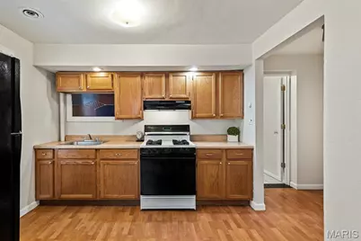 135 Grether Avenue, Hazelwood, MO 63135 - Photo 8