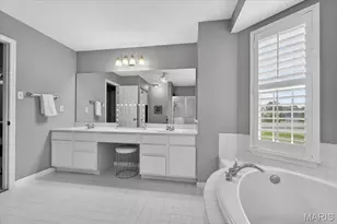 482 Pine Hollow Ct, Ballwin, MO 63021 - Photo 28