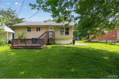 1420 Columbus Drive, Saint Louis, MO 63138 - Photo 8