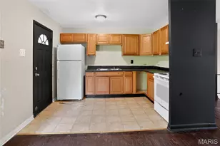 1420 Columbus Dr, Saint Louis, MO 63138 - Photo 16