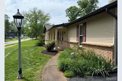 12995 Ambois Drive, Creve Coeur, MO 63141 - Photo 2