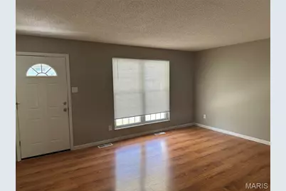 1161 Saratoga Drive, Saint Charles, MO 63303 - Photo 2