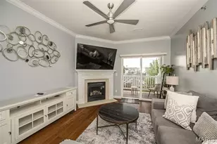 13101 Mill Crossing Ct, Creve Coeur, MO 63141 - Photo 10