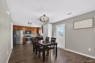 506 Rifle Ridge Dr, Wentzville, MO 63385 - Photo 6