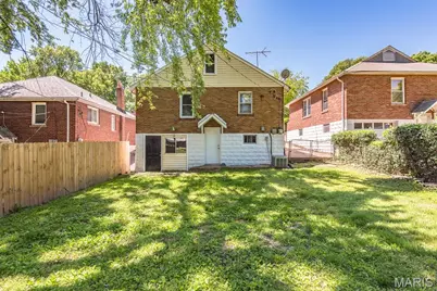 8725 Susan Avenue, Saint John, MO 63114 - Photo 48