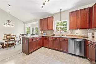 132 Towergate Dr, Lake Saint Louis, MO 63367 - Photo 14