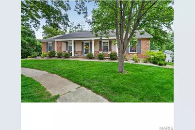 15580 Clover Ridge Drive, Chesterfield, MO 63017 - Photo 2