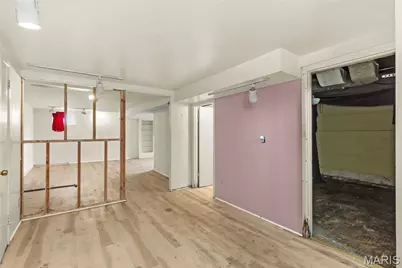 437 Warfield Avenue, Saint Louis, MO 63135 - Photo 18