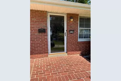 8529 Walton Woods Court, Vinita Park, MO 63114 - Photo 10