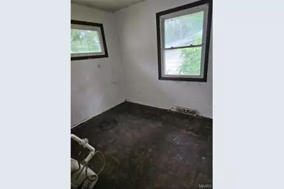 10153 Ventura Drive, Saint Louis, MO 63136 - Photo 6