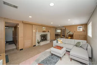 8901 Larchwood Court, Saint Louis, MO 63126 - Photo 36