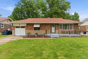 328 S Dellwood Dr, Ferguson, MO 63135 - Photo 1
