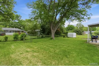 328 S Dellwood Drive, Ferguson, MO 63135 - Photo 28
