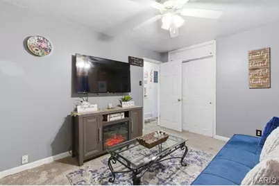 328 S Dellwood Drive, Ferguson, MO 63135 - Photo 20