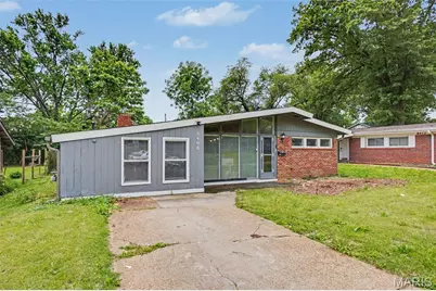 8408 Chalons Court, Saint Louis, MO 63134 - Photo 2
