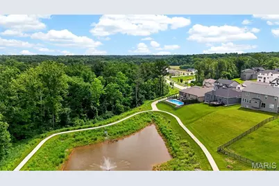 523 Cliff Brook Drive, O'Fallon, MO 63366 - Photo 56