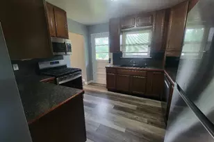 6128 Fee Fee Rd, Hazelwood, MO 63042 - Photo 4