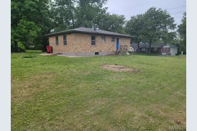 6128 Fee Fee Road, Hazelwood, MO 63042 - Photo 2