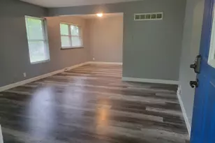 6128 Fee Fee Rd, Hazelwood, MO 63042 - Photo 6