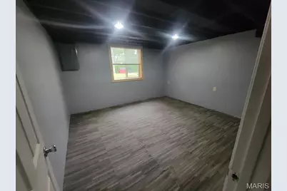 6128 Fee Fee Road, Hazelwood, MO 63042 - Photo 14