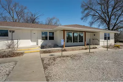 302 S Lincoln Drive #302, Troy, MO 63379 - Photo 2
