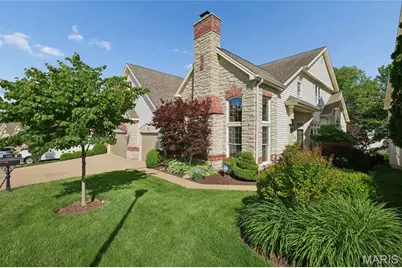 740 Stonebluff Court, Chesterfield, MO 63005 - Photo 34