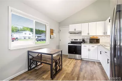 10113 Sunridge Trail S, Pevely, MO 63070 - Photo 8
