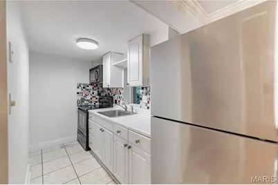 125 E Frisco Avenue, Webster Groves, MO 63119 - Photo 16