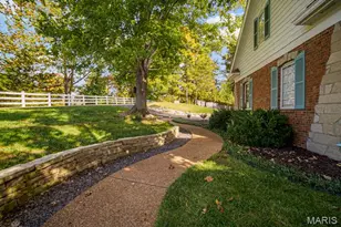 237 St Andrews Dr, Saint Albans, MO 63073 - Photo 14
