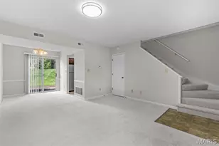 8813 Wrenwood Ln, Saint Louis, MO 63144 - Photo 6
