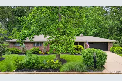 2316 Divot Drive, Crystal Lake Park, MO 63131 - Photo 1